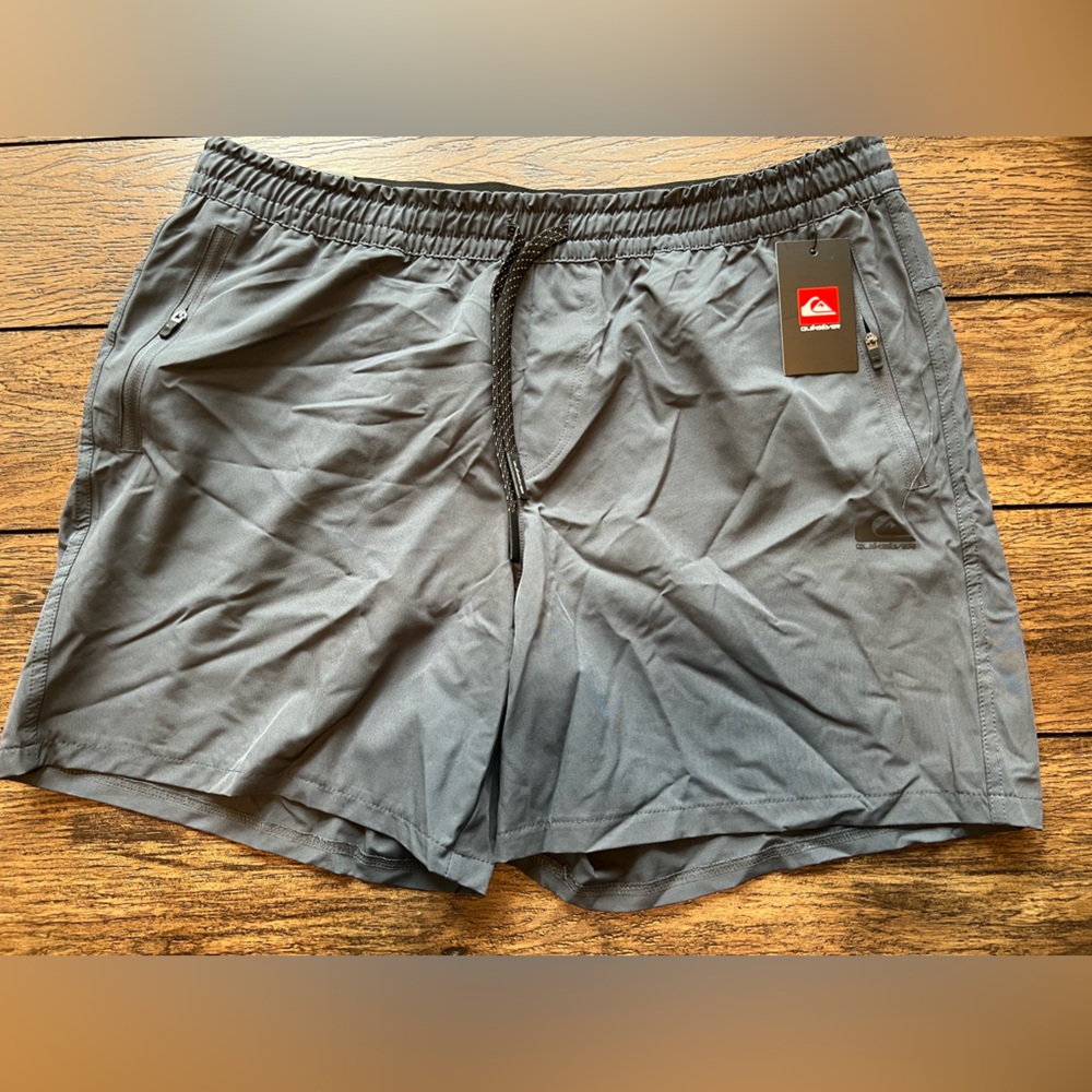 NWT Quiksilver Ebony Gray Shorts XL